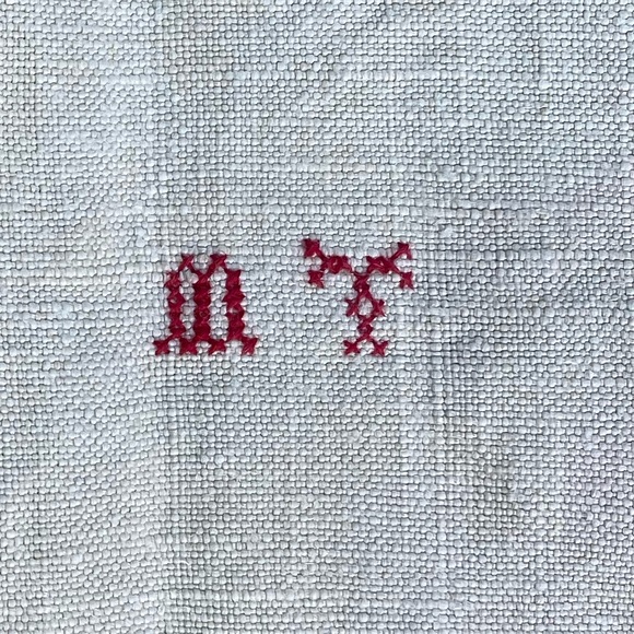 Vintage heavy Linen Towel Torchon 30.5x36 “MT” - Picture 5 of 8